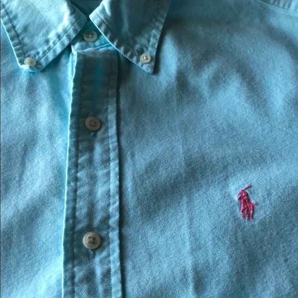 Button down - Picture 2 of 4